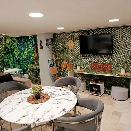 Apartment Secret Jungle Thezan-les-Beziers