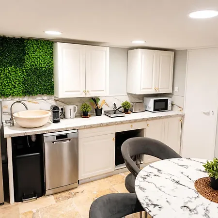 Secret Jungle Apartment Thezan-les-Beziers